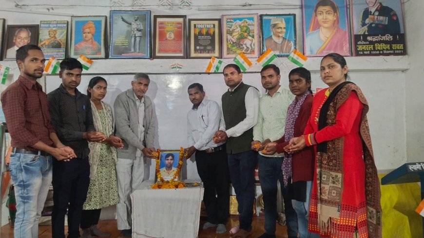 युवा व्यवसाय इंजीनियर चरण कुमार के आकास्मिक निधन पर स्वामी विवेकानंद शिक्षण संस्थान मे श्रद्धांजलि सभा आयोजित