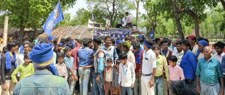 बाबा साहब डॉ भीमराव अंबेडकर जयंती पर ग्रामीणों ने किया भव्य रैली का आयोजन