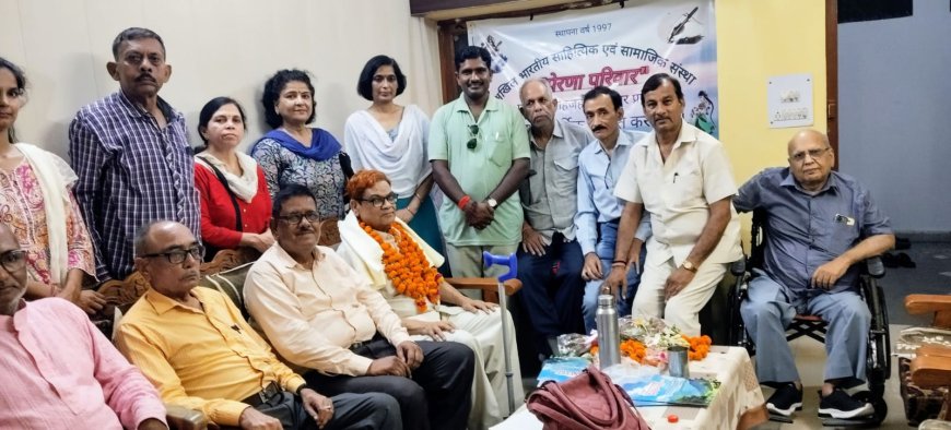 कमलेश मौर्य मृदु के पुनर्जन्म पर साहित्यिक अनुष्ठान लखनऊ में प्रेरणा परिवार द्वारा आयोजित प्रथम आयोजन