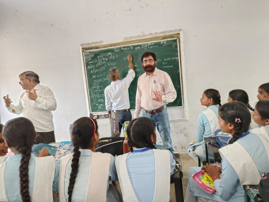 कक्षा 12 के विद्यार्थियों के लिए काउंसलिंग शिविर आयोजित