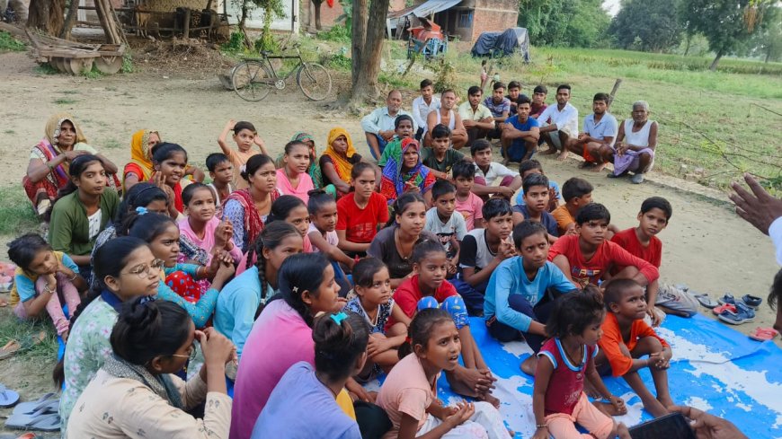 नव वेलफेयर सेवा समिति एनजीओ द्वारा मौलिक अधिकार व मेंटल हेल्थ को लेकर नुक्कड़ नाटक के माध्यम से जागरूक किया जा रहा है